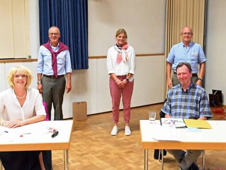 Ehrenamtliche Vorstandsmitglieder tragen sowohl im Verein wie auch in der Stiftung Verantwortung und führen die Geschäfte nach innen und außen.